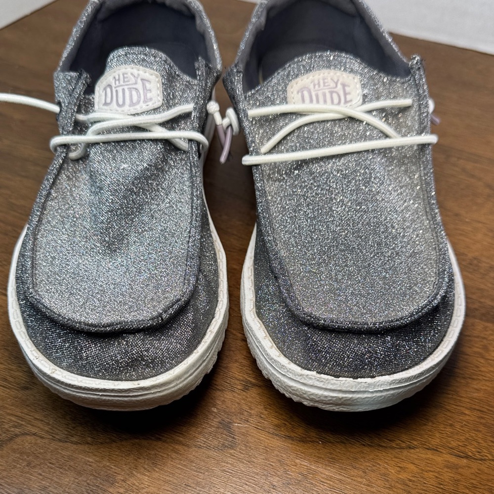 Hey Dude Womens Wendy Metallic Silver Sparkle Slip-on Shoes, Charcoal sz 6 - Picture 2 of 14